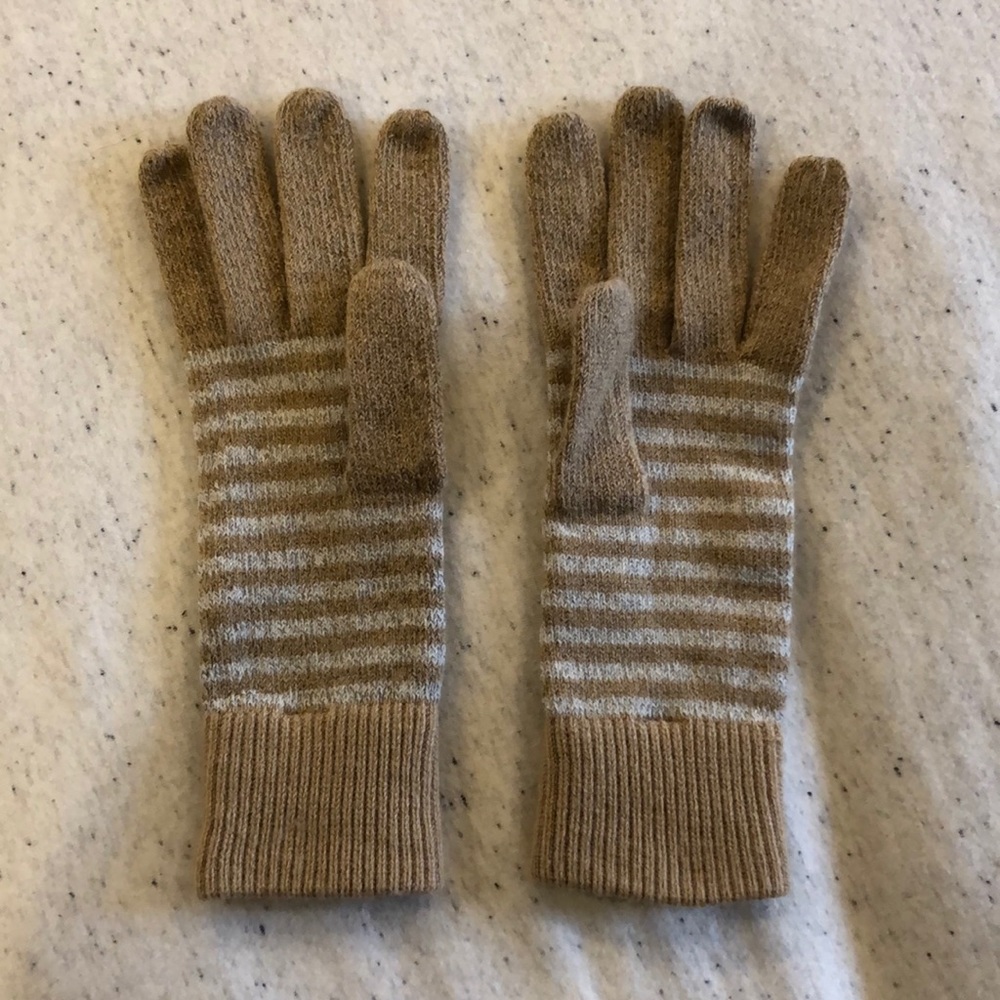 Women’s winter gloves